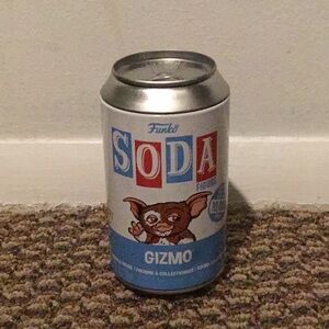 Funko Soda Gizmo chase Collectible Can